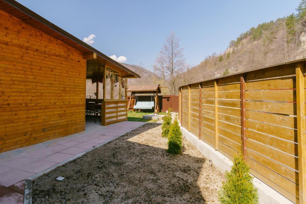 Casa Vio Guest House เนโฮลู ภายนอก รูปภาพ